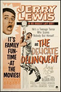 دانلود فیلم The Delicate Delinquent 1957422627-209730447